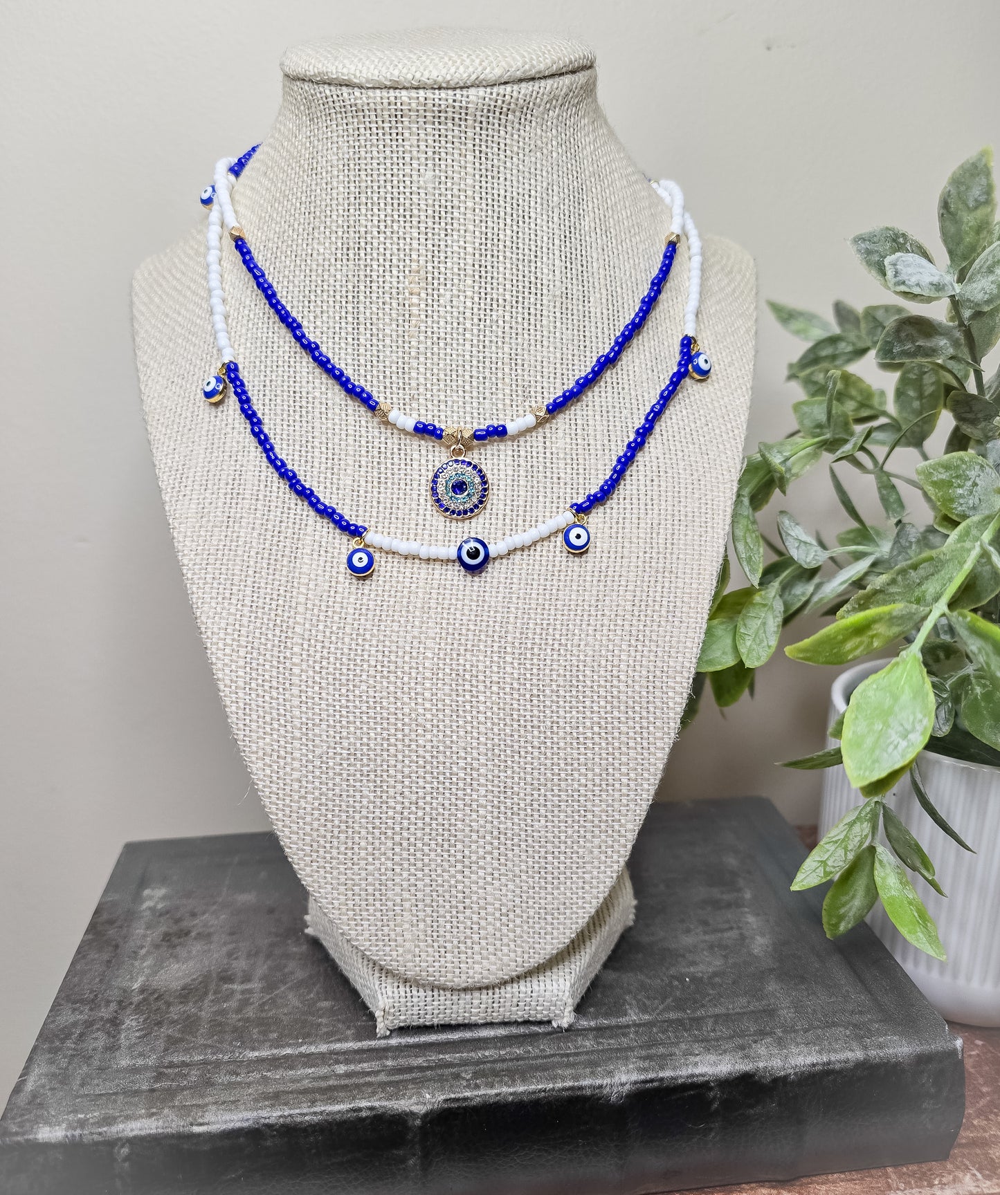 Blue evil eye choker